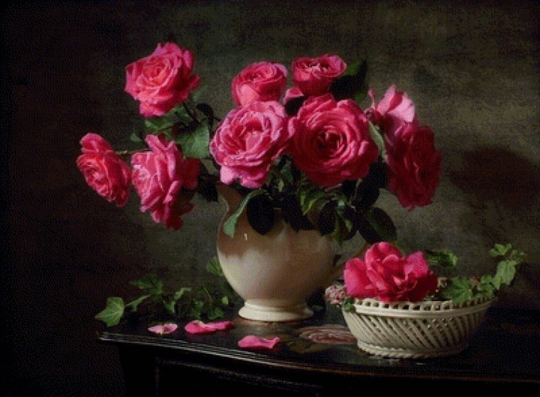 Розы в вазе