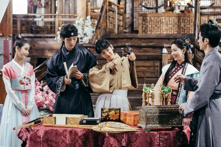 Дорама лунные влюблённые Алые сердца корё