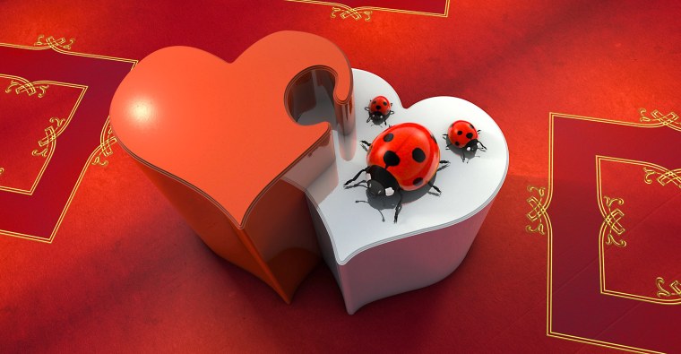 Два сердечка вместе