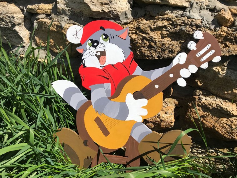 Матроскин с гитарой