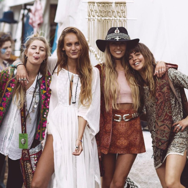 Группа хиппи 90х