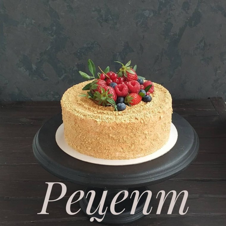 Медовик с цветами