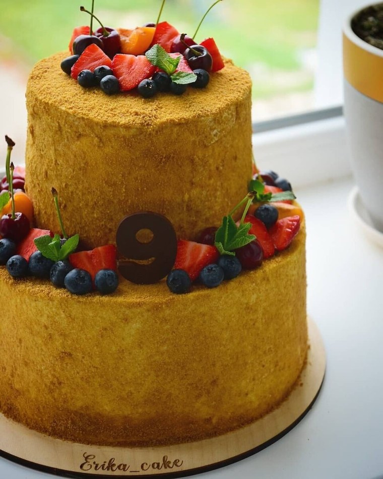 Необычные бисквитные торты