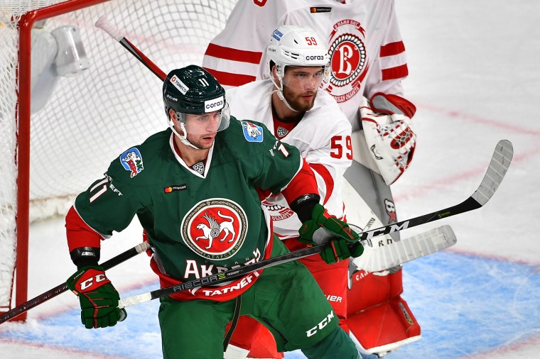 Хоккеисты АК Барса