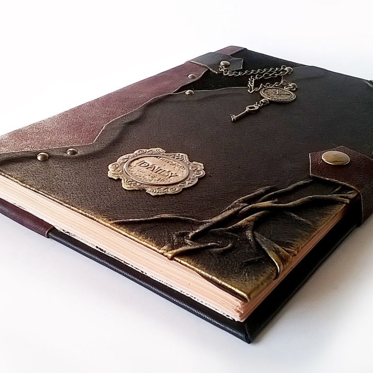 Кожаный ежедневник