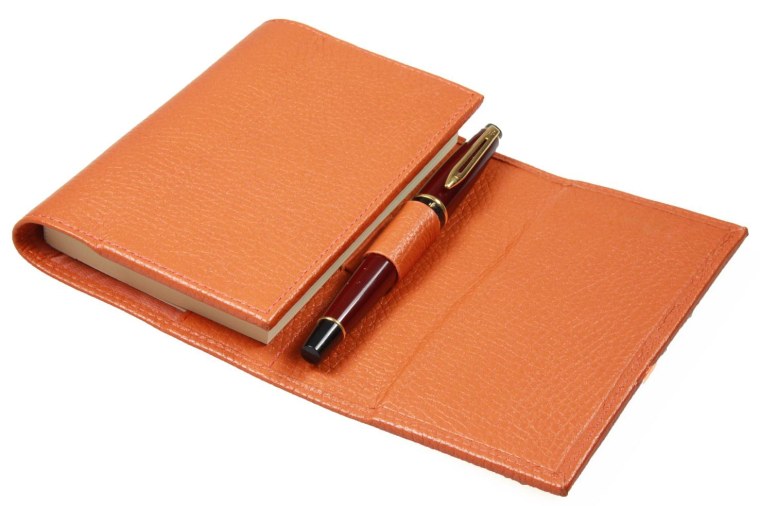 Кожаный блокнот с ручкой