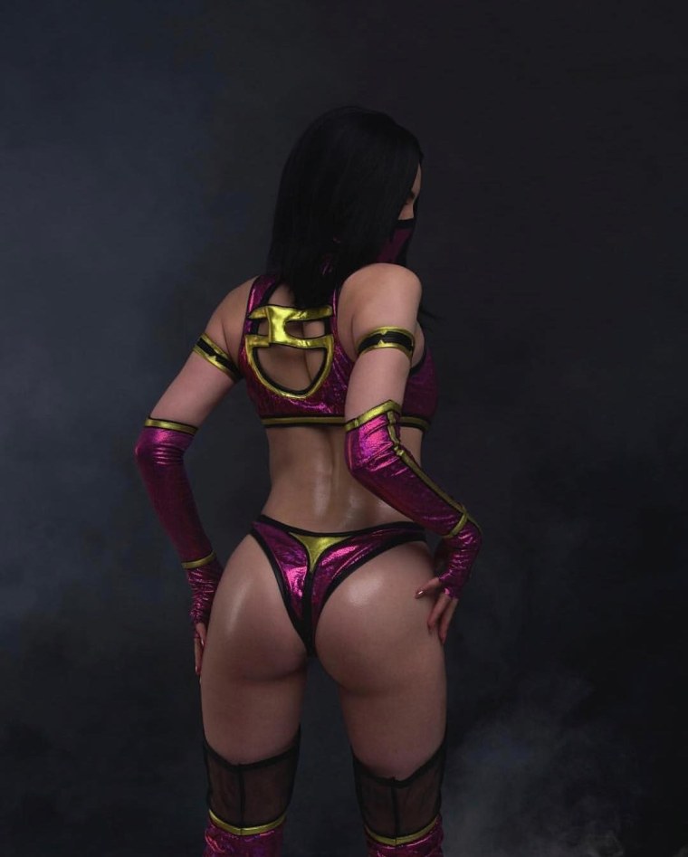 Mileena Mortal Kombat by Anastasia Vvedenskaya