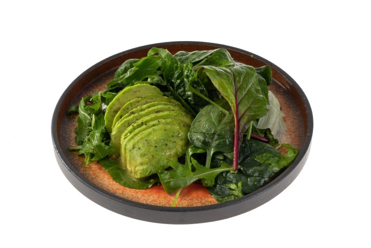 Тёмно-зелёный салат