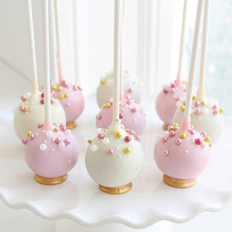 Кейк попсы зубик