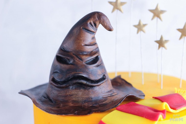 Шляпа Гарри Поттера из мастики