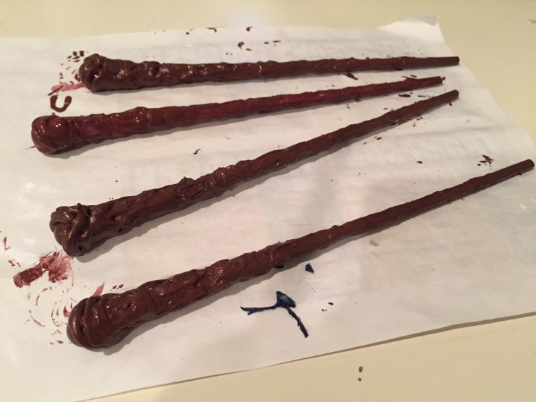 Волшебная палочка из Гарри Поттера из мастики