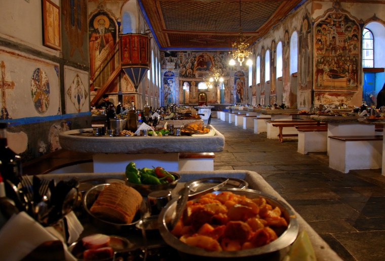 Ватопедский монастырь на Афоне трапезная