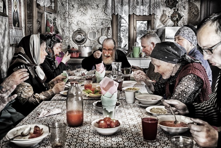 Трапеза в монастыре