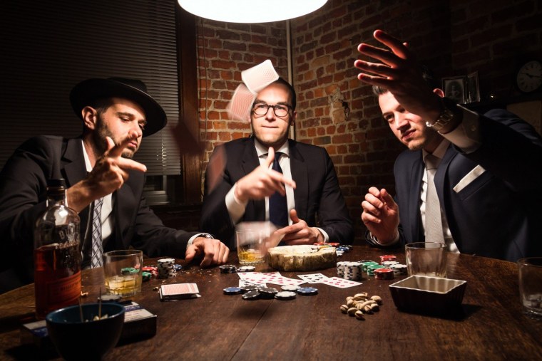 Мафиози за столом