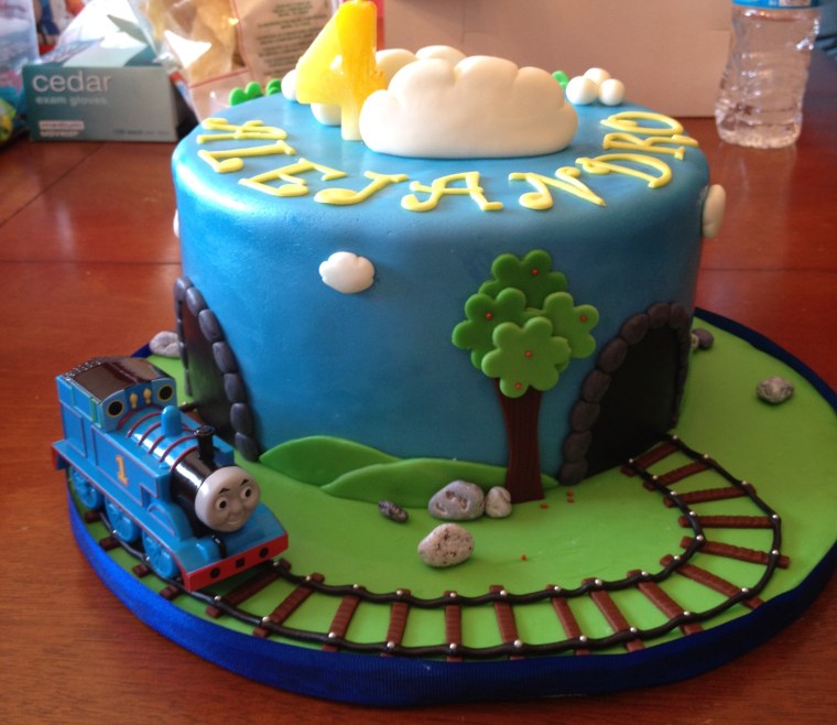 Торт с паровозиком