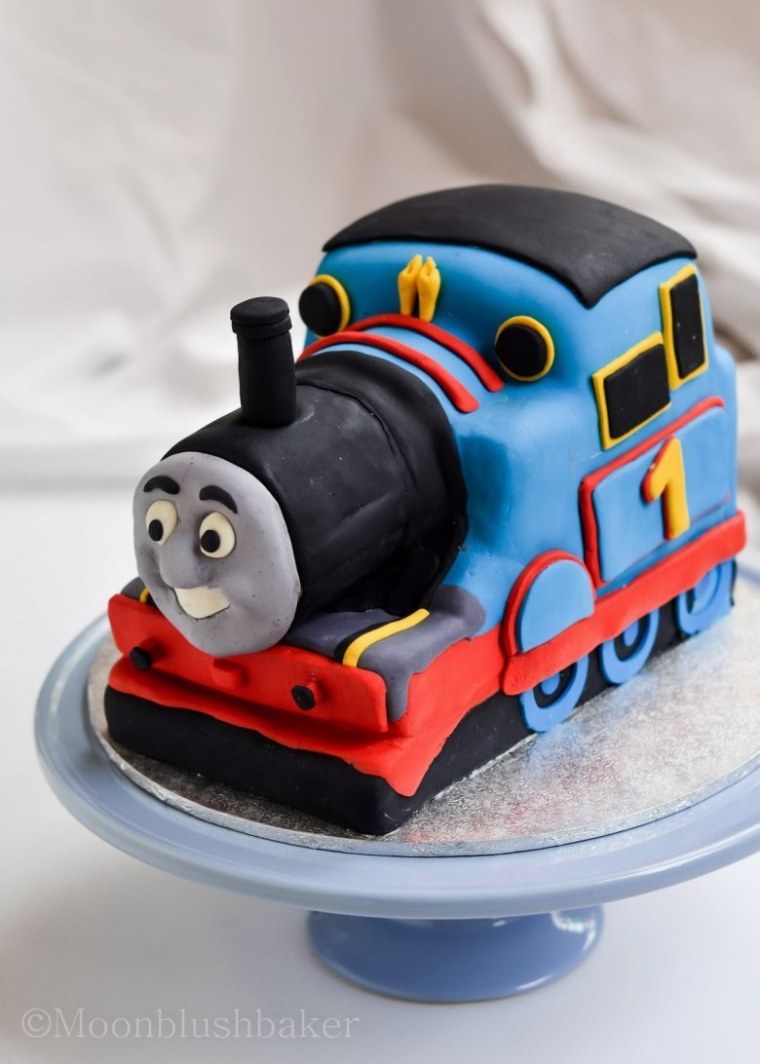 Торт паровоз Томас
