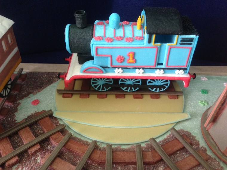 Поезд из пластилина