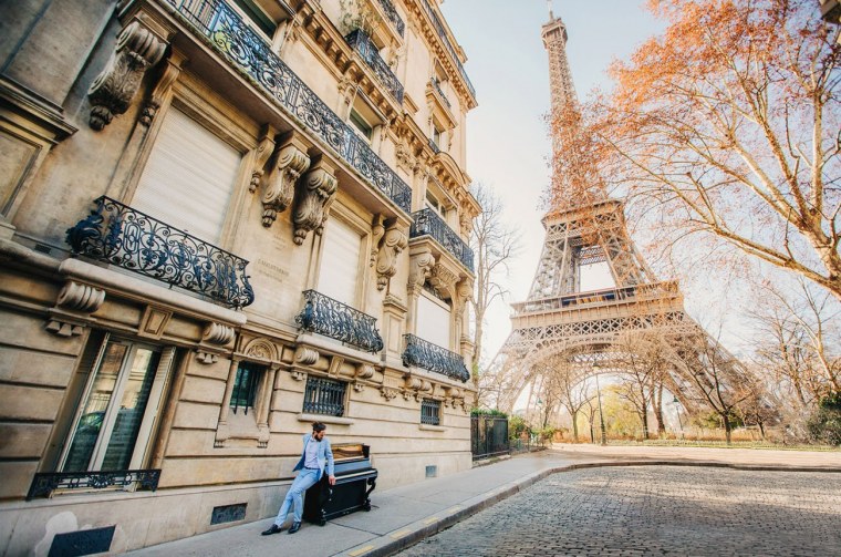 Эйфелева башня в Париже фото