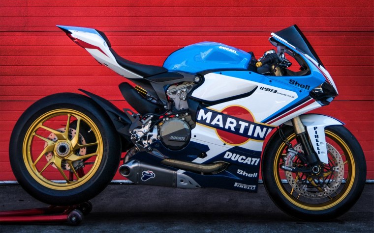Дукати 1199 Panigale Superbike