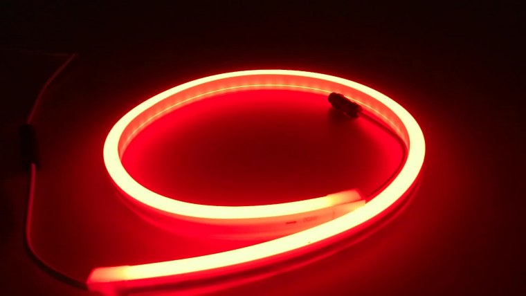 Красная абстракция