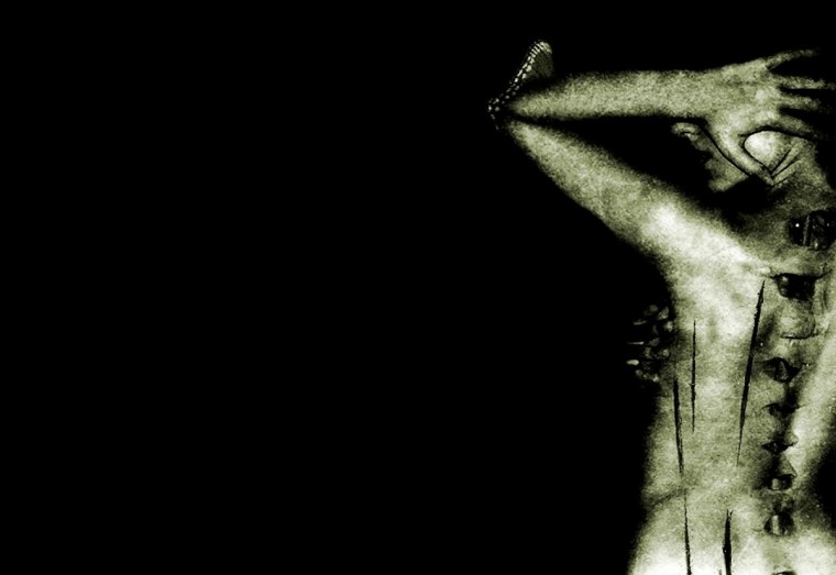 Дерево черно белое