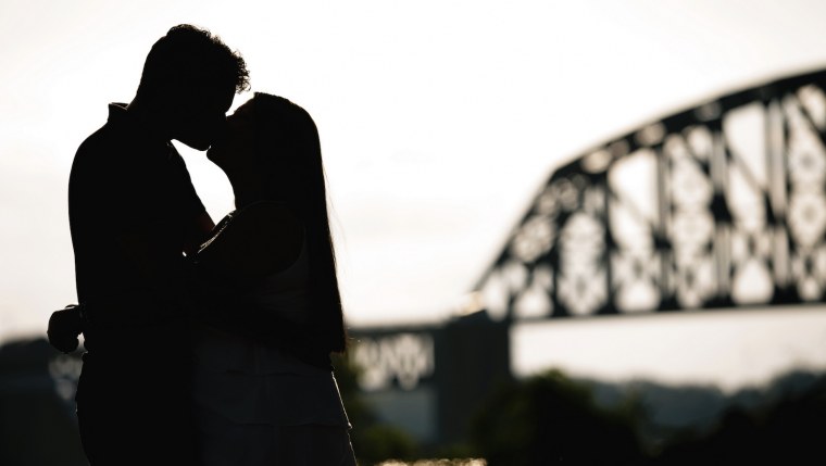 Аватарки чёрные обои и одно изображениех