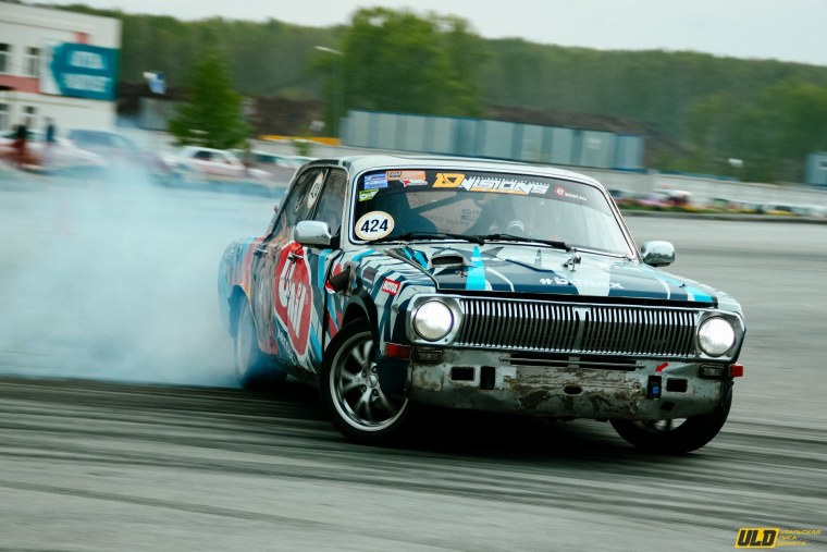 Волга ГАЗ 24 дрифт