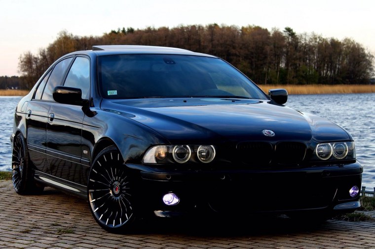 BMW e39 Black