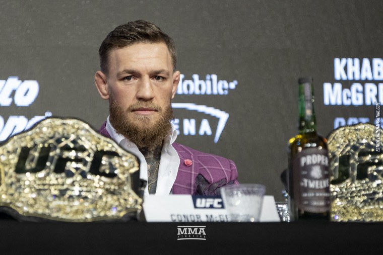 Конор МАКГРЕГОР жив