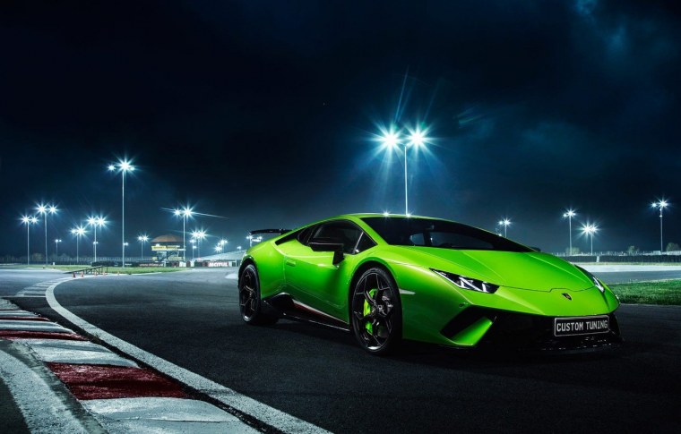 Lamborghini Huracan на телефон
