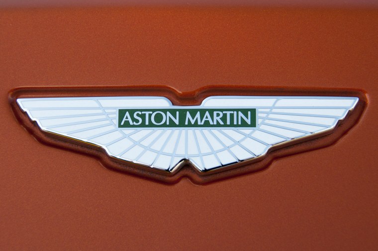 Aston Martin логотип