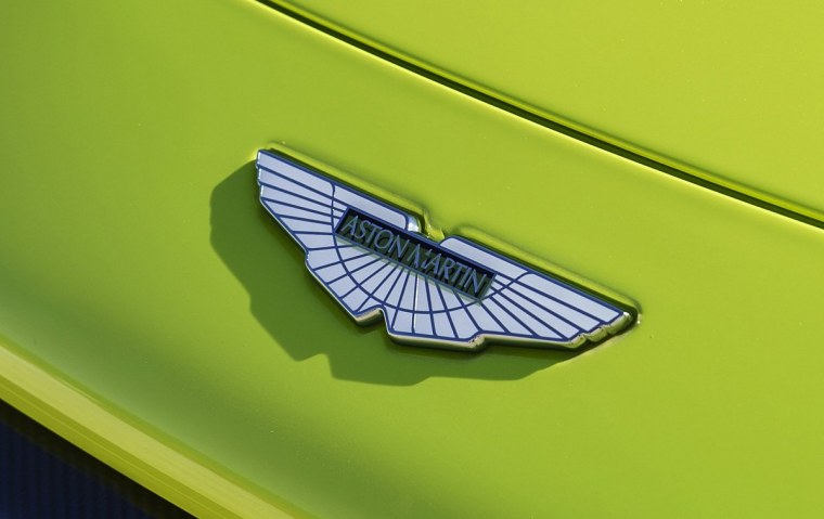 Астон Мартин знак машины