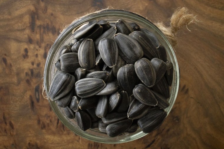 Семечки подсолнечника халва вид сверху