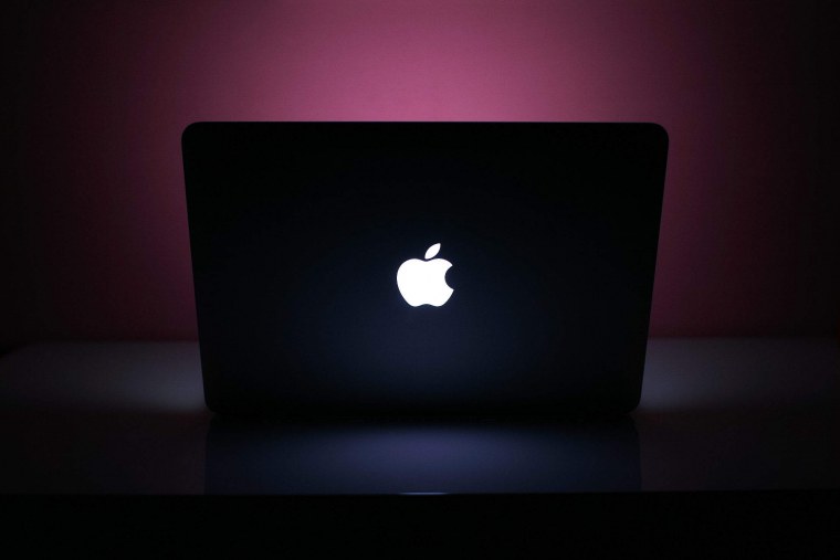 Макбук Эйр 13 подсветка яблока