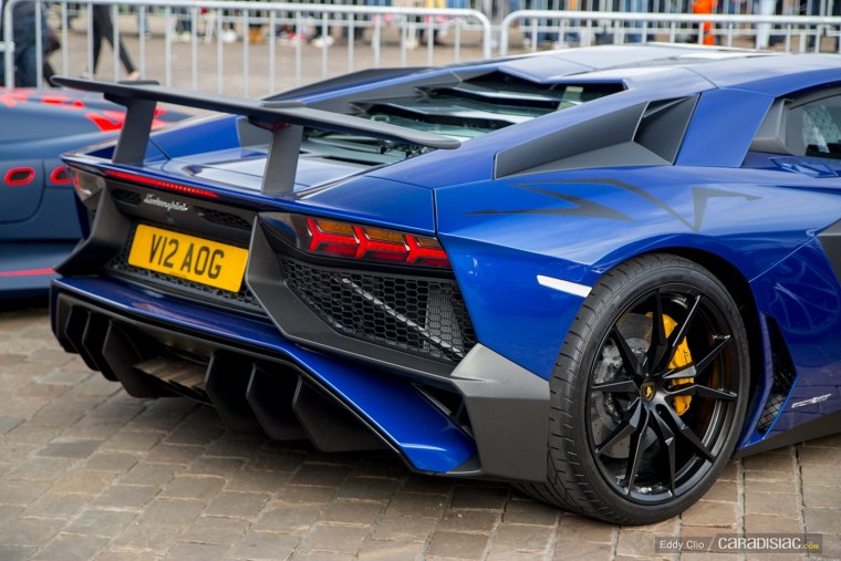 Ламборджини авентадор СВД
