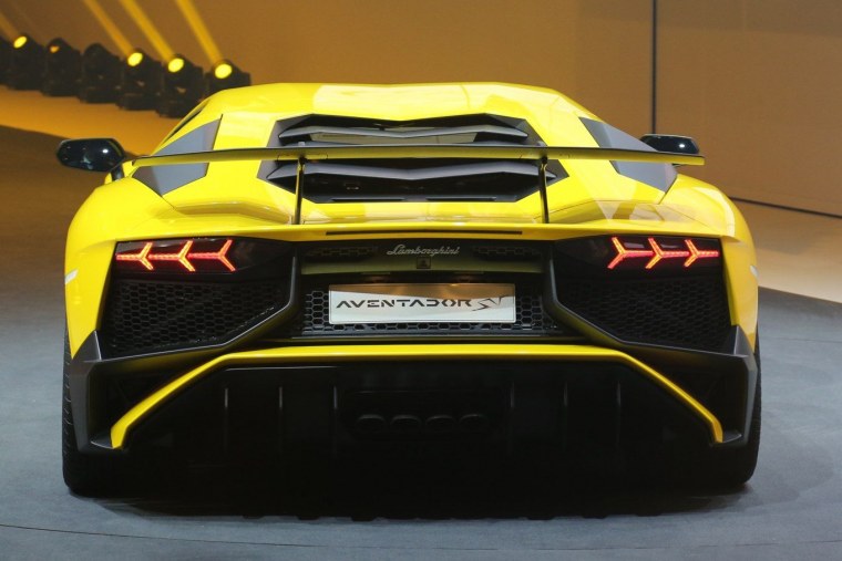 Lamborghini Aventador LP 740-4 SV