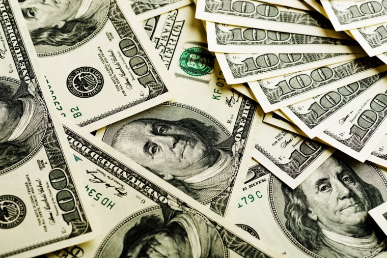 СТО долларов