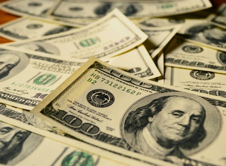 Деньги доллары