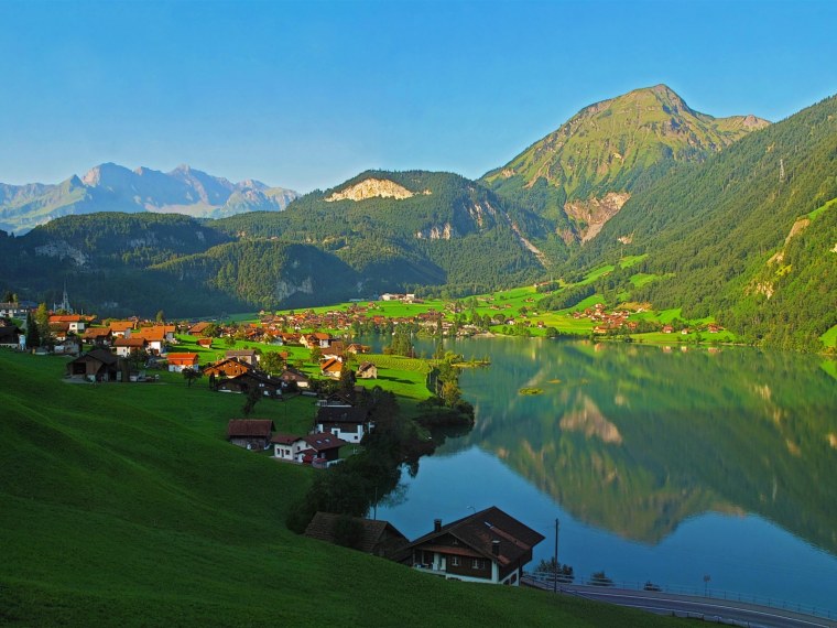 Бриенц Швейцария