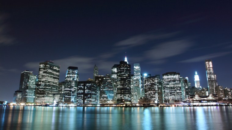 Набережная Нью-Йорка ночью