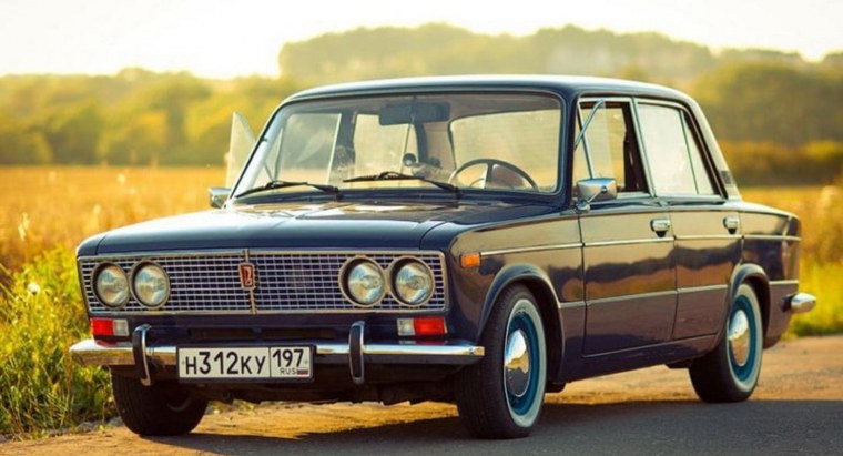 Жигули ВАЗ 2103 классика