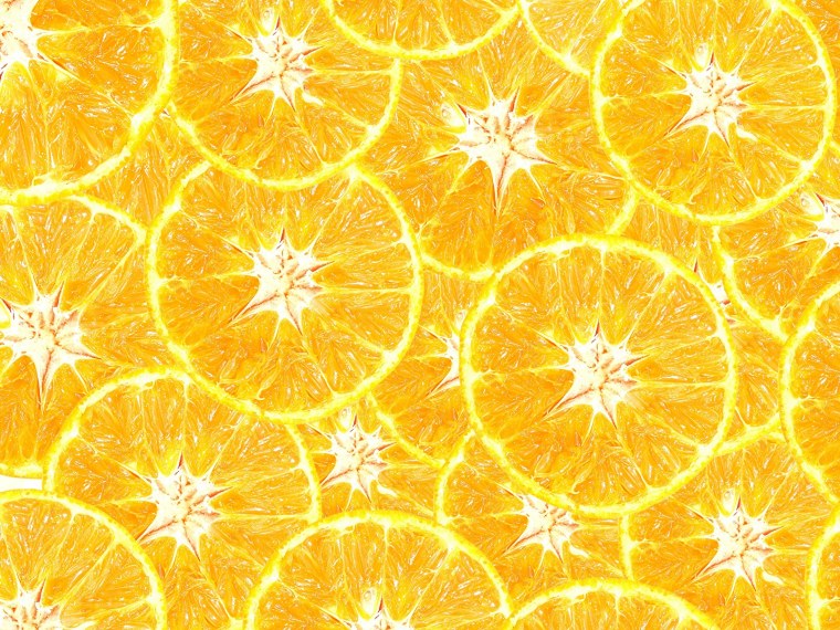 Оранжевый фон с апельсинами