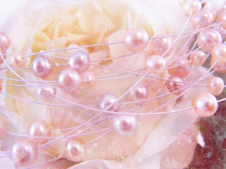 Розовый жемчуг