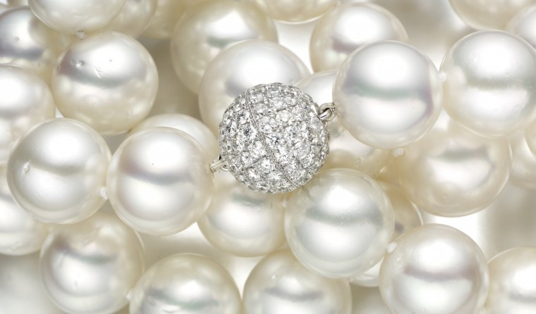 001 Жемчужно-белый Диамант