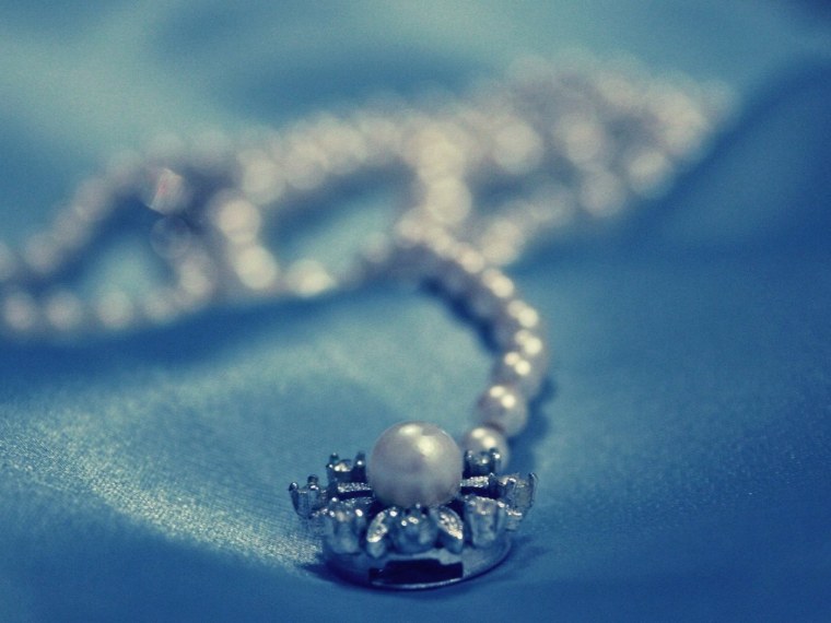 Бусы с жемчугом