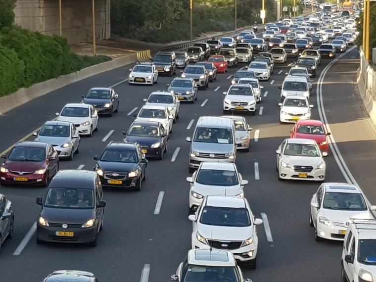 Несколько автомобилей