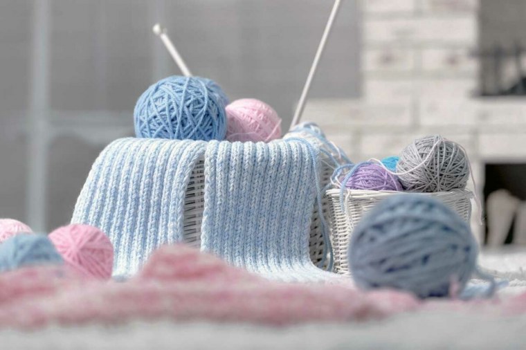 Клубки ниток для вязания