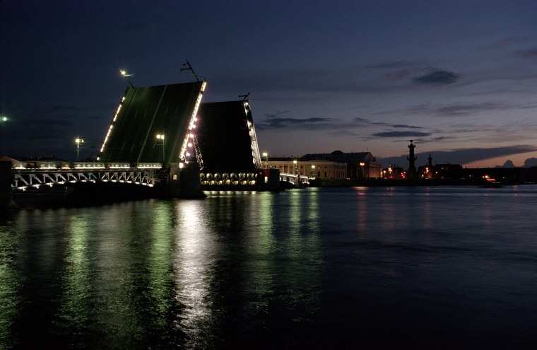 Васильевский остров и Дворцовый мост