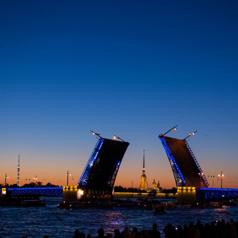 Нева Дворцовый мост
