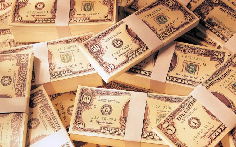 Гора денег